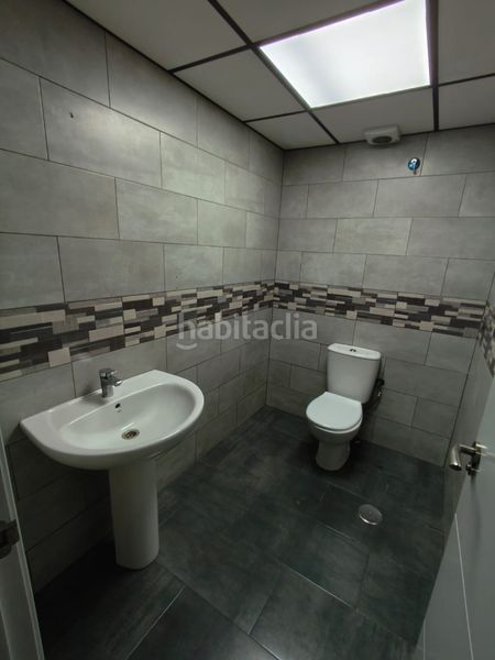 Foto 8c685c5d-c364-42cb-a421-61d48bac89a1. Lloguer local comercial a velázquez 9 a Paseo Marítimo - San José - La Laguna Cádiz