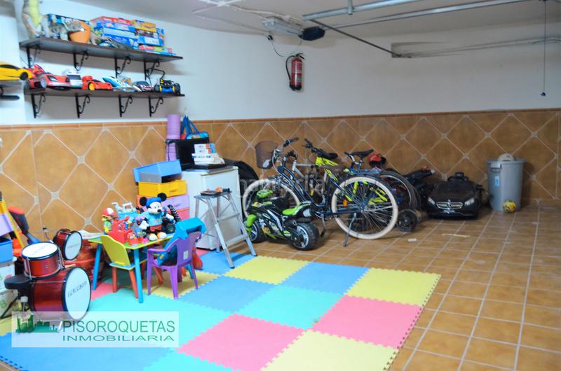 Foto ca6d9c8f-befc-4b91-9c83-5ad365fa0f2a. Xalet amb aparcament piscina a Las Salinas Roquetas de Mar