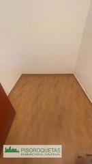 Car parking in Calle Pitágoras 12