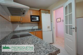 Pis  Calle ánade. Piso en la urbanizacion de roquetas con piscina privada