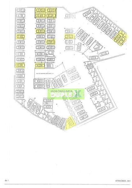 Foto 395cce38-1009-49ca-923a-b9b6616e7f8b. Parking coche en Sanxenxo pueblo Sanxenxo