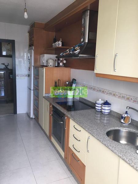Foto f9405b6c-c419-4273-bf78-3142d18ef6c3. Rent penthouse with heating parking in Campo da Torre - Mollabao Pontevedra