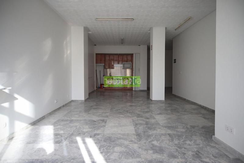 Foto 3760566a-2795-40fd-937d-9ab9552664bd. Miete büro in Zona Fernández Labreda Pontevedra