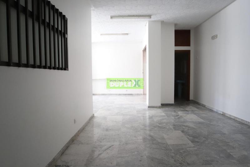 Foto eaf53527-e2c3-40ff-ac97-f58a198eda93. Rent office space in Zona Fernández Labreda Pontevedra