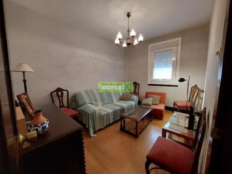 Foto 430aa76c-5e69-41fc-955b-102f6b60e476. Casa con riscaldamento in Zona de Plaza de Barcelos Pontevedra