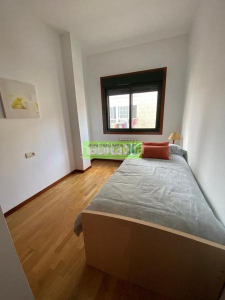 Foto 4cc4926f-63d6-40ec-8229-21688e2a7273. Appartamento con riscaldamento parcheggio in o burgo - campus universitario Pontevedra