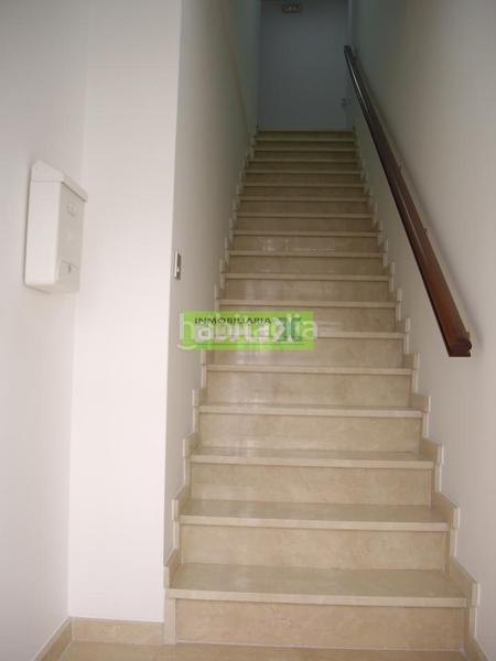 Foto 32135bed-a9c6-47a8-ba1c-c8ce85207c38. Local comercial en Zona de Plaza de Barcelos Pontevedra