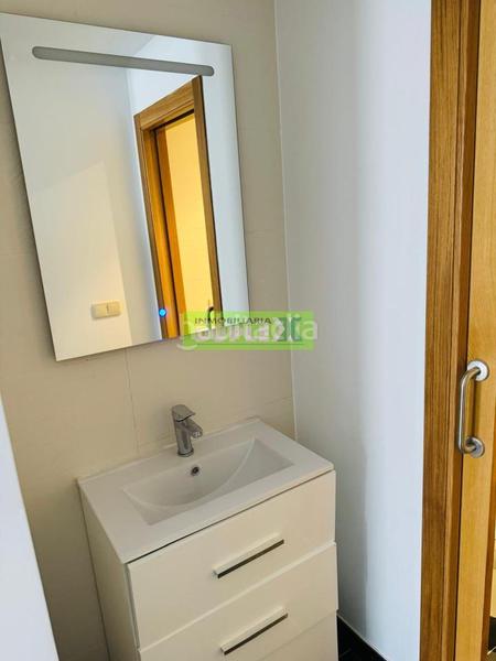 Foto 079a9a6c-c23d-4ea3-b015-b6ffd2a4d041. Appartamento con riscaldamento parcheggio in Adina - Portonovo Sanxenxo