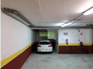 Autoparkplatz in Zona Fernández Labreda