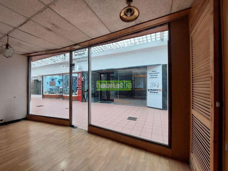 Foto 316eb828-559f-418e-9eed-65e193775f73. Rent business premise in Centro - Echegaray Pontevedra