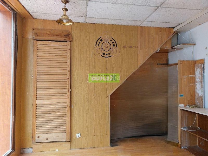 Foto fd232154-0dd4-4e6e-9973-c941196e373b. Rent business premise in Centro - Echegaray Pontevedra