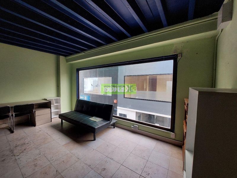 Foto 490984a4-8bb7-4a81-b713-018e76ff682a. Rent business premise in Centro - Echegaray Pontevedra