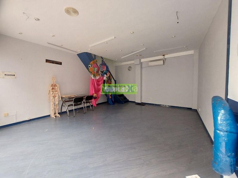 Foto 57ab689f-7c50-4a58-87a4-633d907f367d. Rent business premise in Centro - Echegaray Pontevedra