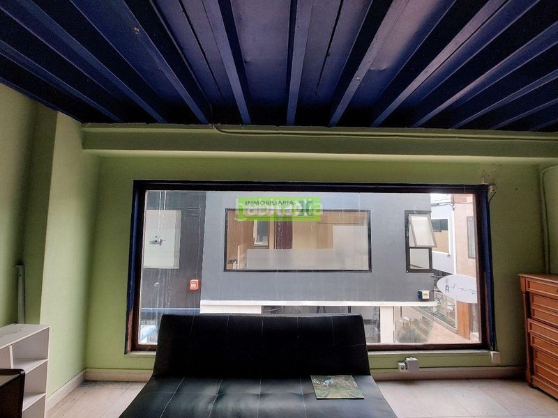 Foto df68f251-e8d0-484e-9f58-a943adaf4832. Rent business premise in Centro - Echegaray Pontevedra