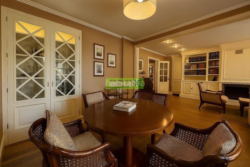 Foto 80c464ae-82a5-4f0e-b94e-5d92957a9fed. Piso en Centro - Echegaray Pontevedra