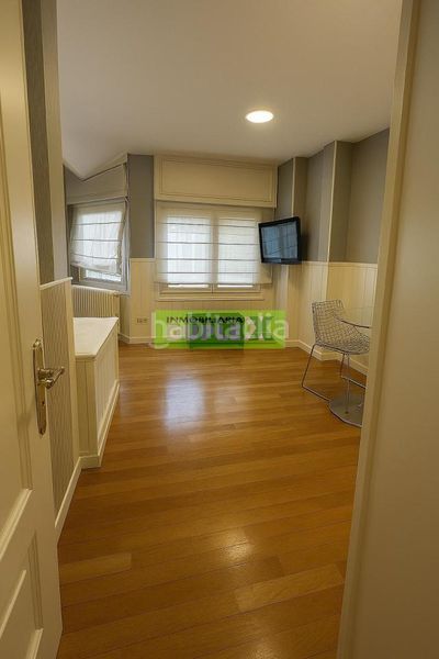 Foto 92e687f1-4d1e-4373-a7cc-fcc0dc14f42e. Piso en Centro - Echegaray Pontevedra