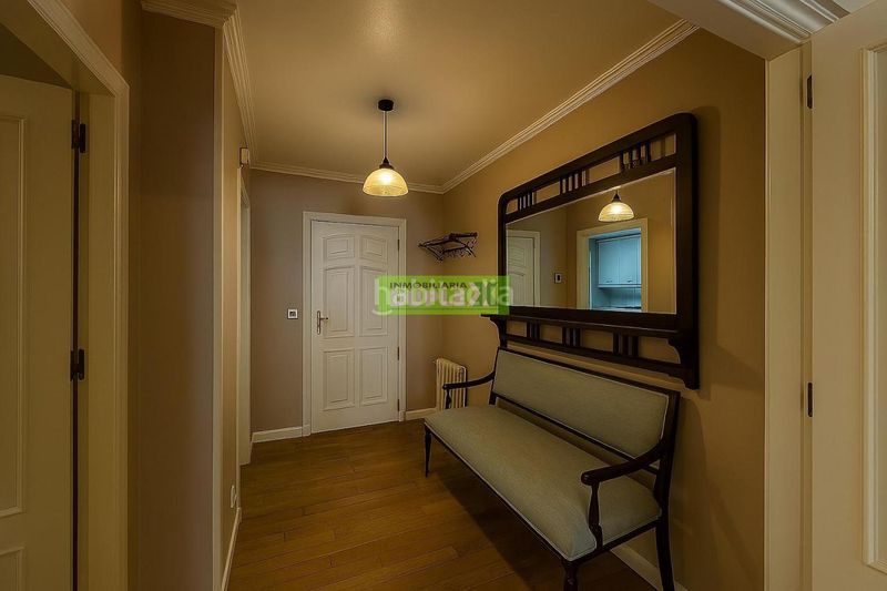 Foto e25e2c75-bd4a-41ee-bc19-cfe0e329fe7c. Piso en Centro - Echegaray Pontevedra