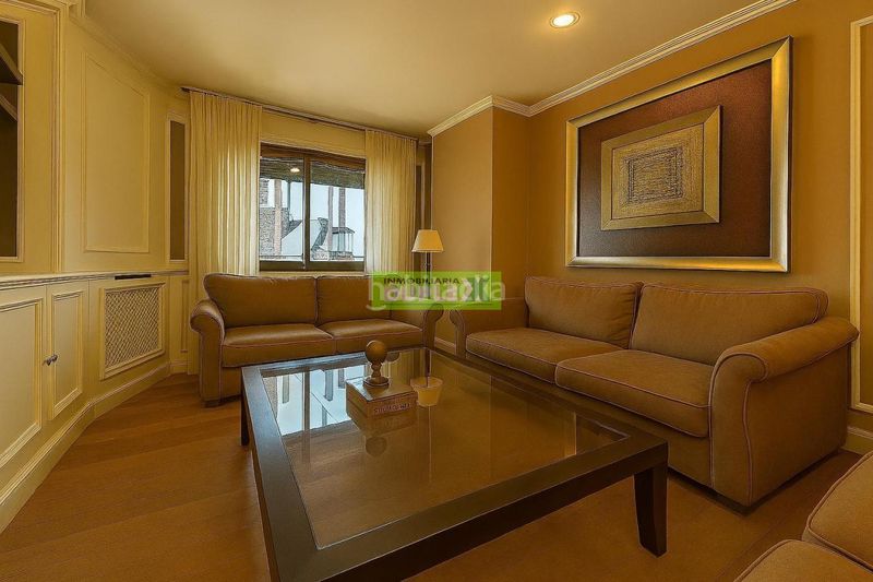 Foto fe557045-e936-4b65-981c-6922944783ad. Piso en Centro - Echegaray Pontevedra