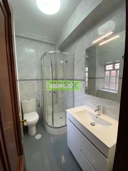 Foto 9b21c5a1-8dc7-4782-82c8-e690ae5c6b62. Piso en Centro - Echegaray Pontevedra