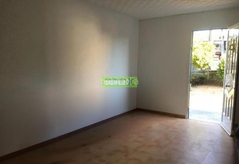 Foto 732c7889-d11b-4371-b7e7-6728e15d5571. House with heating parking in Parroquias Rurales Pontevedra