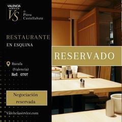 Location Local commercial à Russafa. 0707  fantástico restaurante en esquina en ruzafa