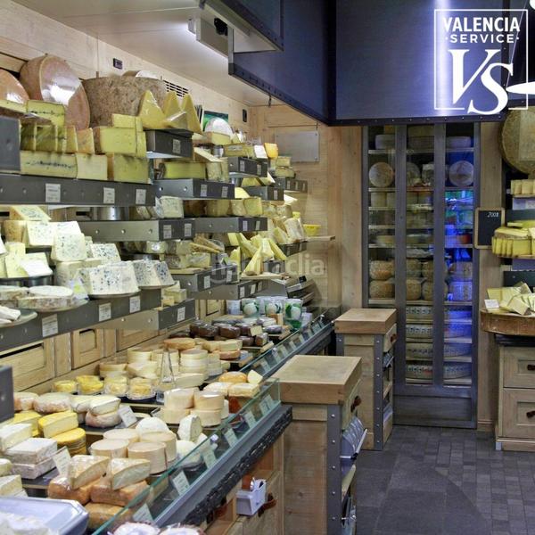 Foto 3eb10817-1747-4922-802f-8d76e8c50ace. Traspaso local comercial 0647 grande parada en el mercado municipal de algiros en Valencia