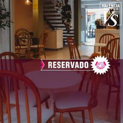 Traspàs Local Comercial a Pueblo. 0716  reservado estupendo cafetería bar en la zona prime de la e