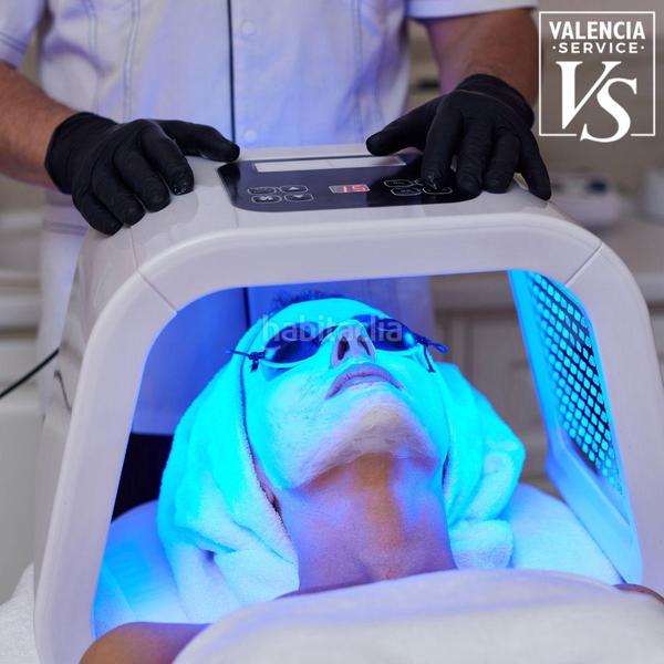 Foto 8cfd8276-5db7-46e4-ab97-7a4ca4f85ac9. Traspaso local comercial 0751 clínica de medicina estética en el centro en Valencia