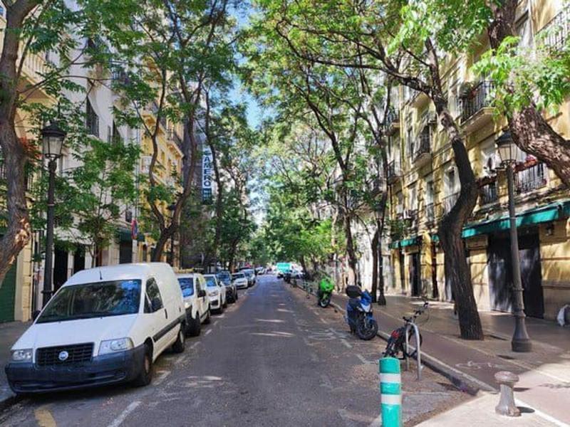 Foto 282fb1c0-82b0-4a1d-a41b-e91c6d449219. Traspaso local comercial 0771 fantastico restaurantebar bistró en cánovas en Valencia