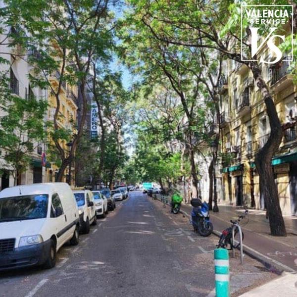 Foto 894b4837-9558-49cc-b41a-f589e0744e68. Traspaso local comercial 0789 estupendo restaurante en cánovas en Valencia