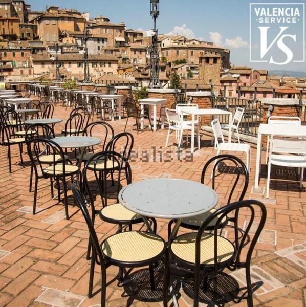 Foto 0614b856-222e-4480-951c-68a7947504c6. Traspaso local comercial 0779 salón loungetapascocktailsbar en blasco ibañezalgiros en Valencia