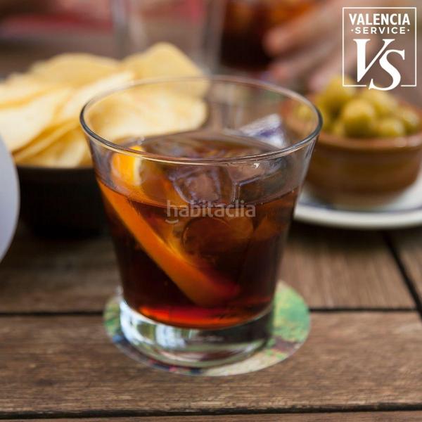 Foto a78035a0-3f32-4067-88c8-93b6c02ddb48. Traspàs local comercial a Russafa Valencia