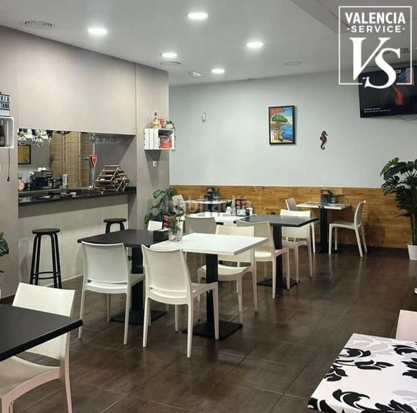 Foto 813abdaf-7bfd-4f50-a6a6-ff3b1f3ffa0a. Traspaso local comercial 0776 pizzeríabarcomida para llevaren rascanyaalfahuir en Valencia