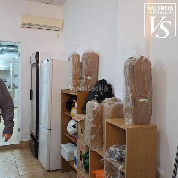Foto 0dfbf537-63dd-4204-ae86-b83a7ac59eed. Traspàs local comercial a La Petxina Valencia