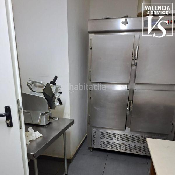 Foto 078ab5d7-6e45-4c7b-b5dd-4784fcfeab2c. Traspaso local comercial 0810 cafetería bar restaurante en algiros en Valencia