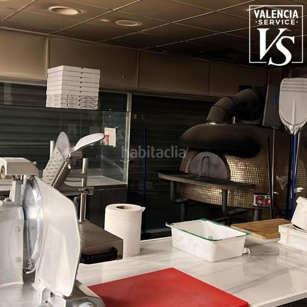 Foto 840f3f53-f382-44da-82b5-9265f757c399. Traspaso local comercial 0812 fantástica pizzería en zona blasco ibáñez algiros en Valencia
