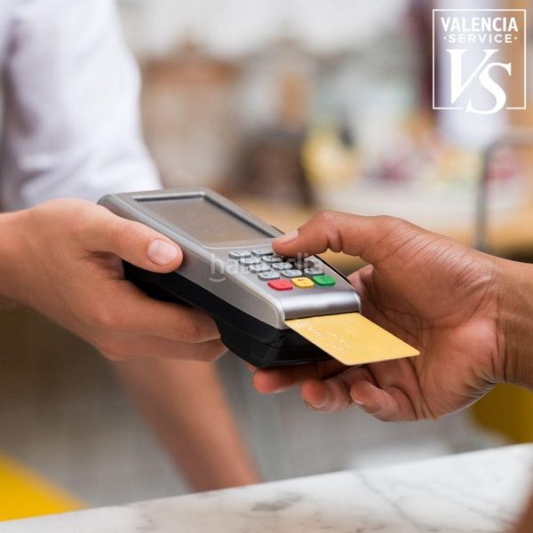 Foto 0211acd8-f90a-4e89-8836-abdaebc13c46. Traspàs local comercial a Sant Francesc Valencia