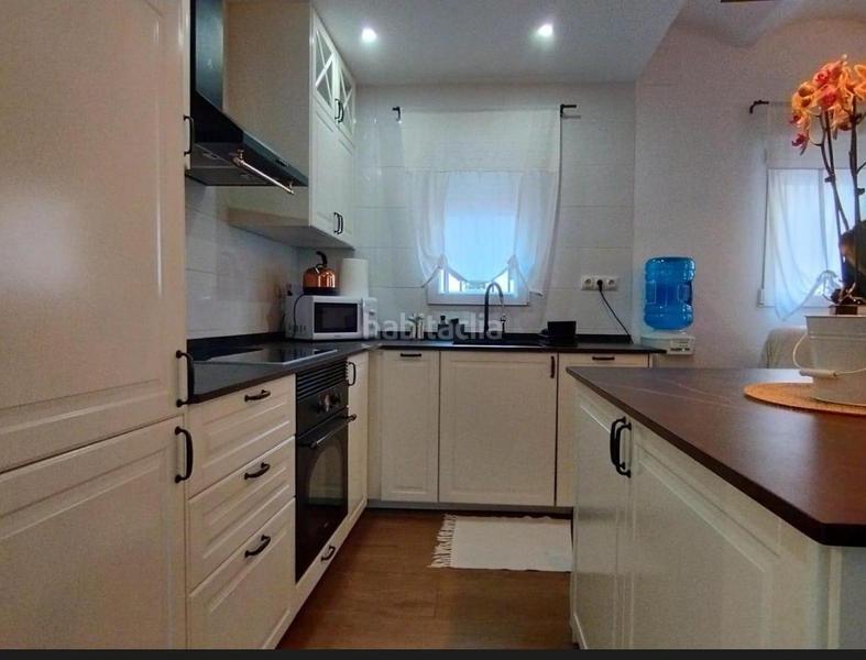 Foto 8f59fdaf-5a39-4ce8-be65-fce2e34855b8. Reihenhaus mit heizung parking in Pueblo Benicarló