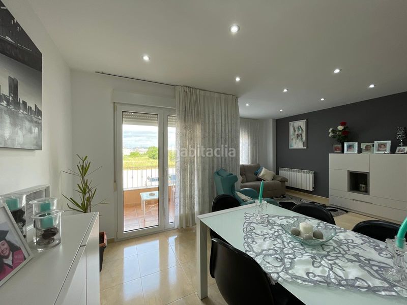 Foto 134c19b6-6191-4439-bec0-ae3f17b27e43. Casa adossada amb calefacció aparcament a Casco Urbano Vinaròs