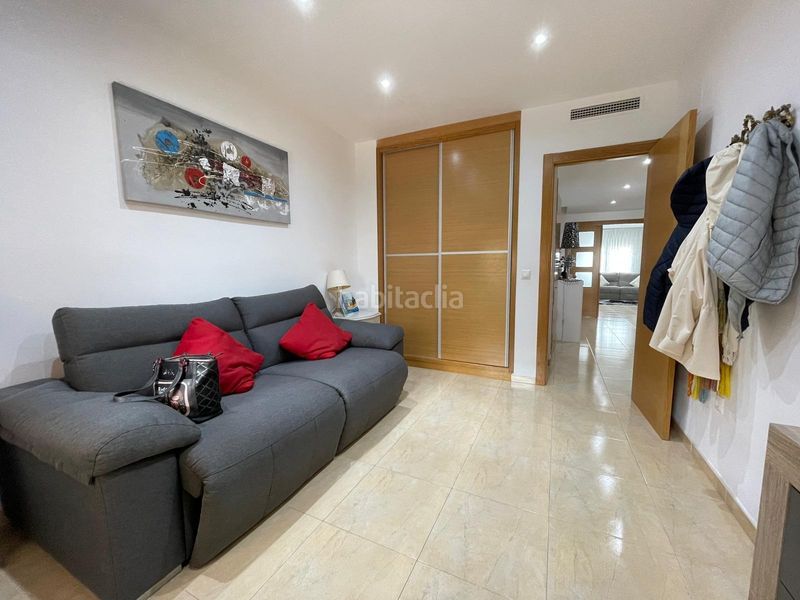 Foto ff6f639f-ae28-4041-9ea1-9ab4b8e1c46a. Casa adossada amb calefacció aparcament a Casco Urbano Vinaròs