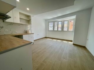 Pis  Calle alcala de xivert d'. Piso recién reformado en el centro de benicarló  ideal para vivi