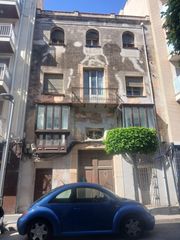 Édifice  Calle crist de la mar. Edificio completo para rehabilitar en el centro de benicarló  gr