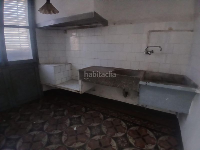 Foto 2f3b8266-257b-4257-af37-8f5d324e9cc2. Edifici a Puerto Benicarló