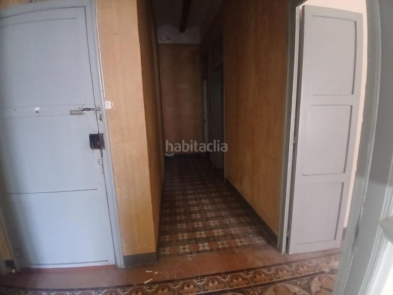 Foto fe0720f0-33fa-483f-b238-29deee62f85c. Edifici a Puerto Benicarló