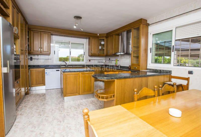 Foto 05c3fe6b-d494-4b90-8822-4a861786c34f. Chalet in plaza poligono 11 803 in Pueblo Benicarló