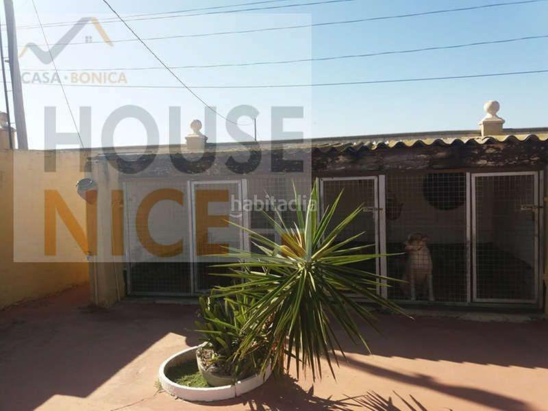 Foto a5449cd8-2237-4cce-92ff-13c4a9dc59a3. Chalet in partida del riu 197 in Pueblo Benicarló