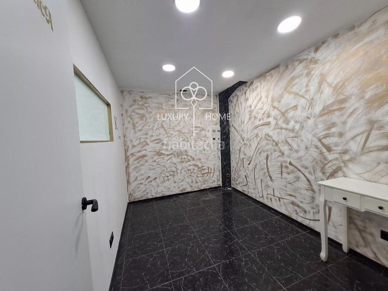 Foto 72d354ba-aa6c-43f2-9a58-5a7f0fd37138. Local comercial a Centre Viladecans
