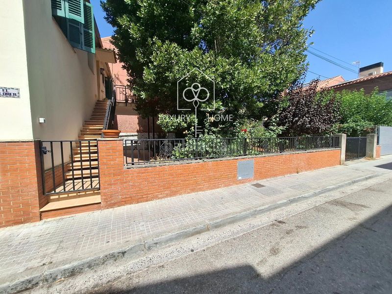 Foto 16596eb0-d5a0-406f-95db-042a17203558. Casa amb calefacció a Begues