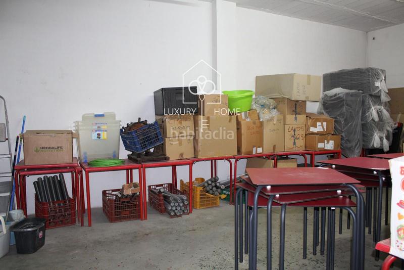 Foto 011014fc-ecc9-4d6c-bdf9-b399891614b6. Local comercial a Torre-roja-Campreciós Viladecans