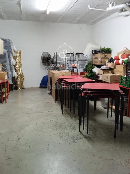 Foto 7a002eda-d1a1-4261-8f33-80c1eb062059. Local comercial a Torre-roja-Campreciós Viladecans